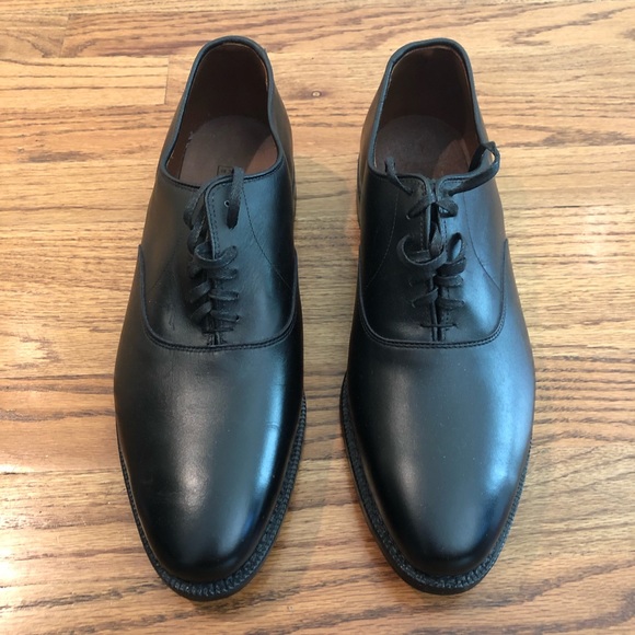 allen edmonds carlyle black